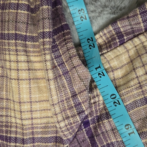 Patagonia Purple/White Plaid Button Down Shirt, Women's Medium, Great Condition - Picture 4 of 13